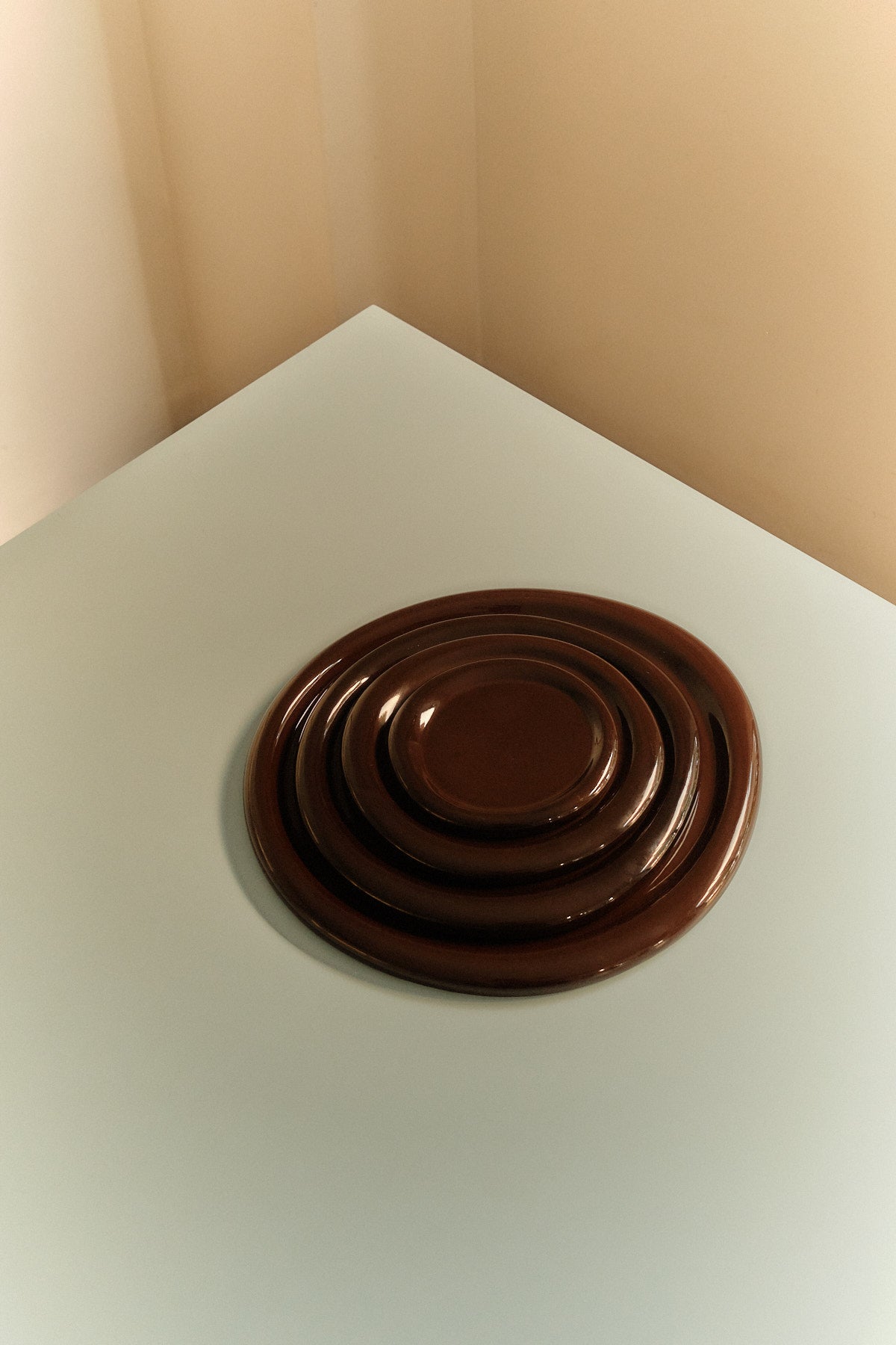 Dinner Plate in Espresso
