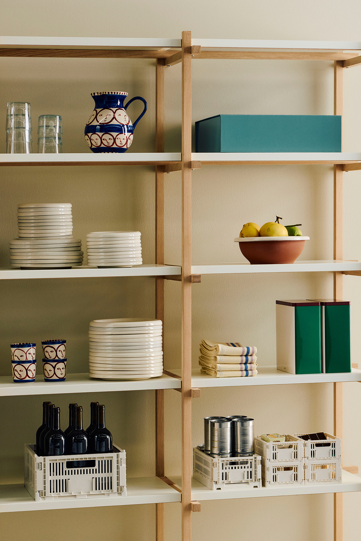 Extra Large Tin in White Burgundy & Green