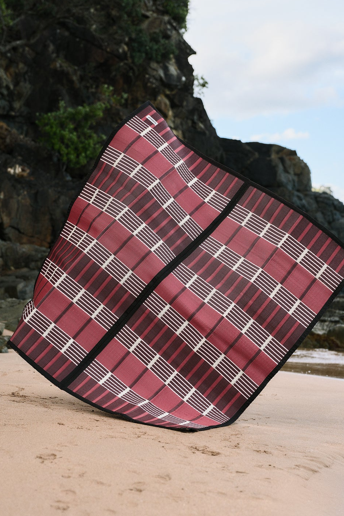 Woven Outdoor Mat in Ember