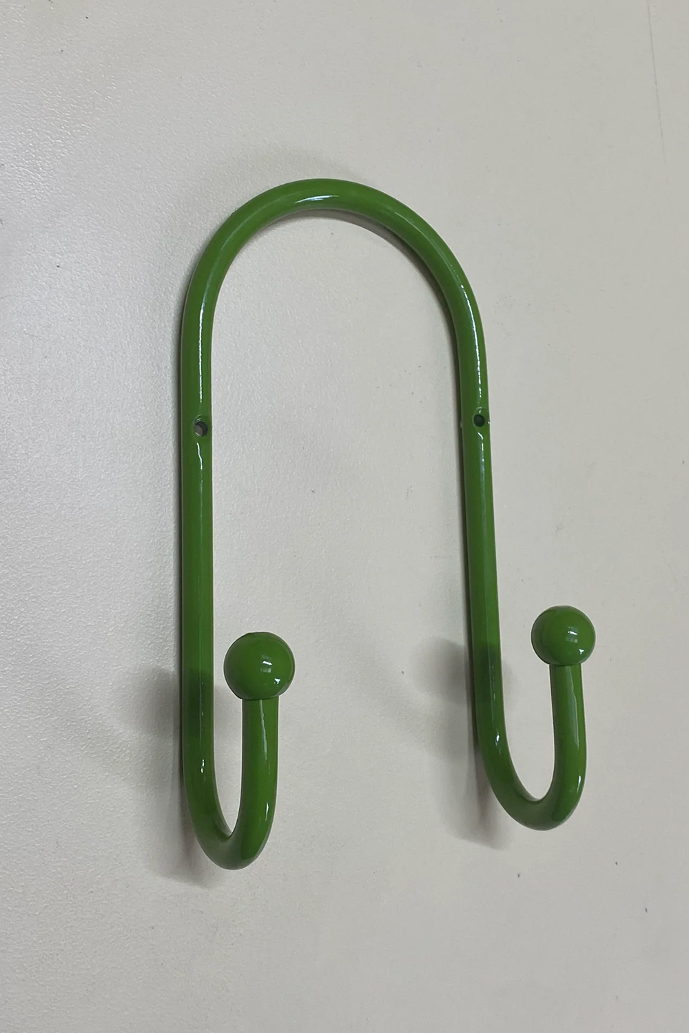 Double Orb Hook in Kawakawa Green