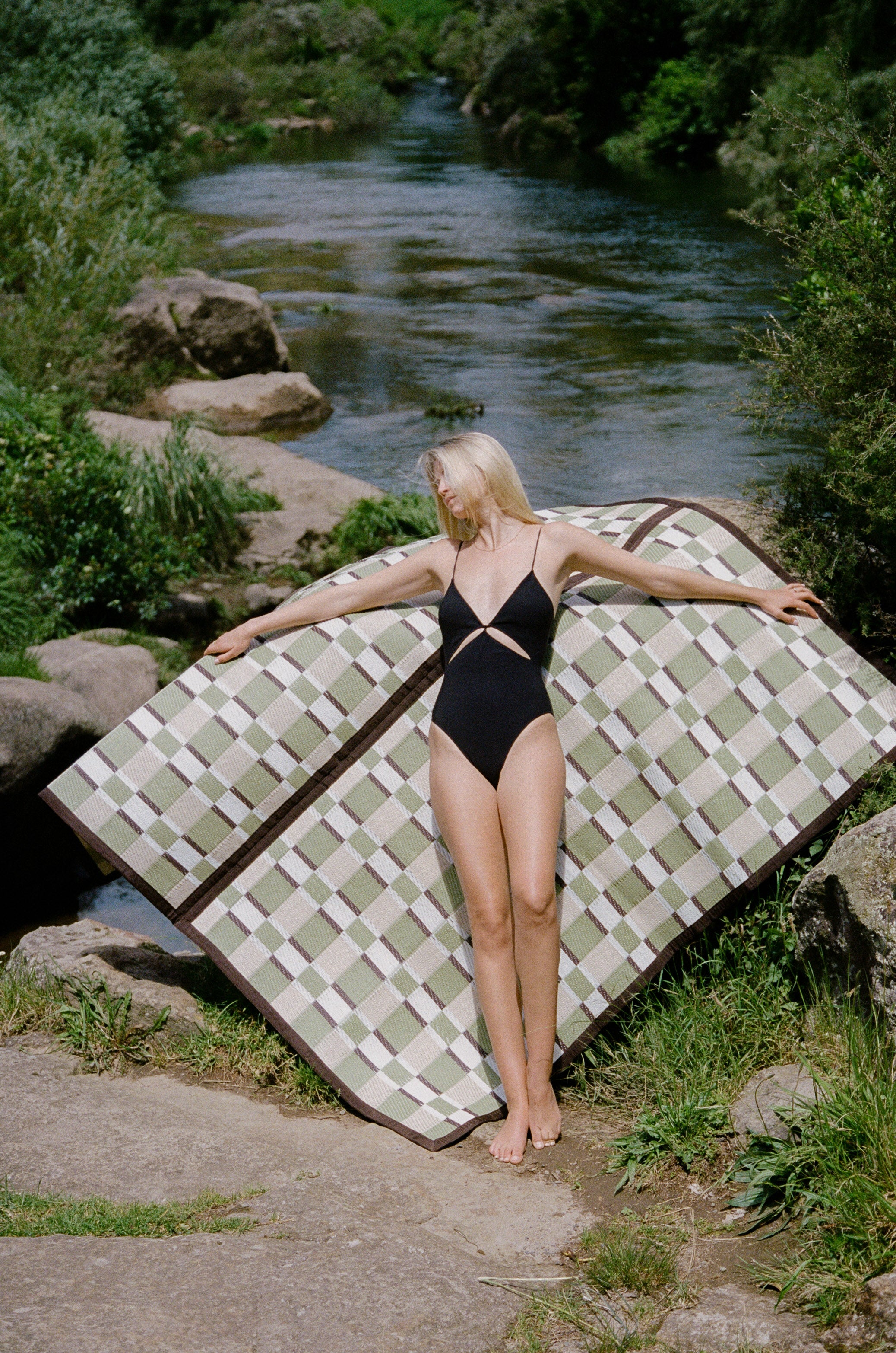 Woven Outdoor Mat in Fern