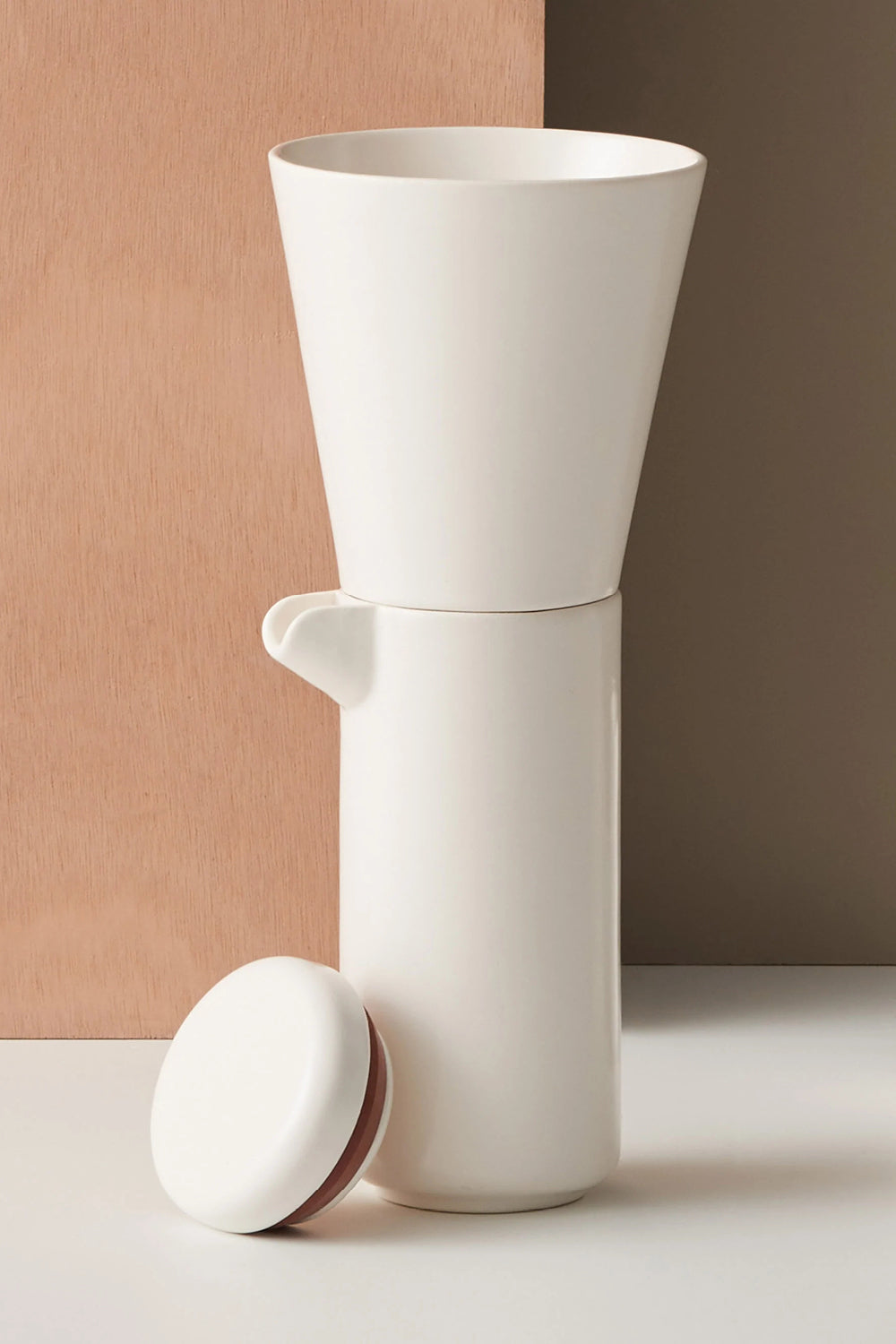 Coffee Dripper in Satin White
