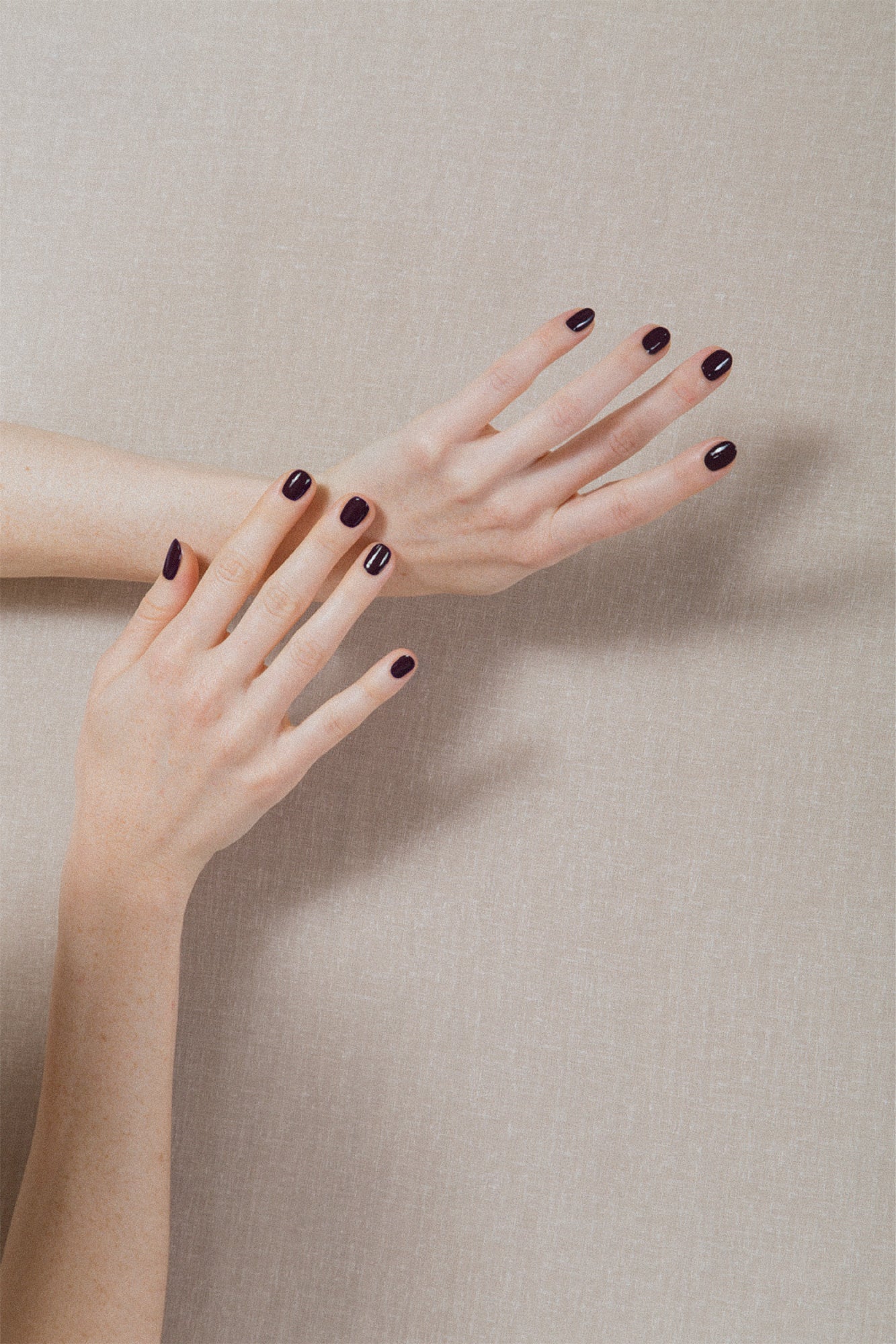 J.Hannah Nailpolish Carob