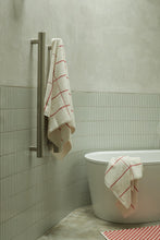 Load image into Gallery viewer, Essential Bathroom Set 15

