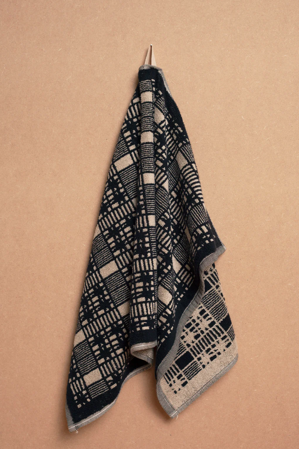 Alma Hand Towel