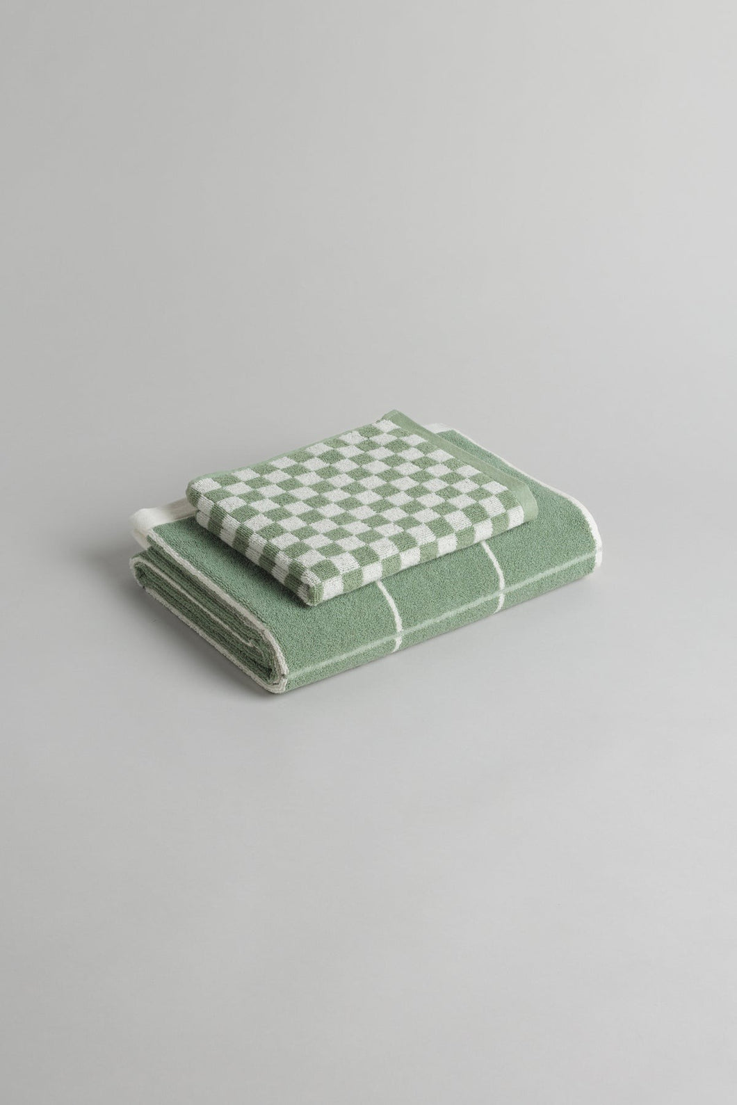 Solitary Set 01
