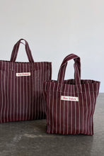 Load image into Gallery viewer, Bengali Bag 073
