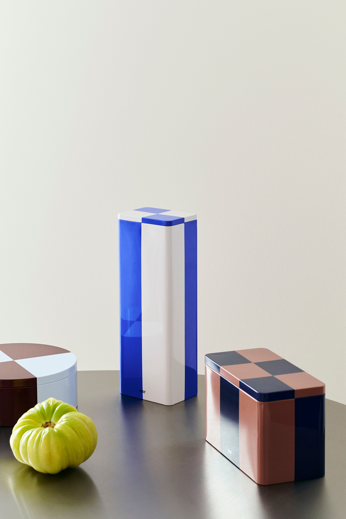 Medium Tin in Brown & Blue