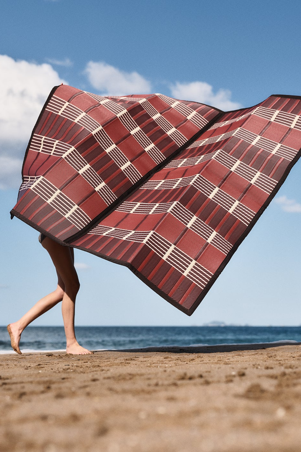 Woven Outdoor Mat in Ember