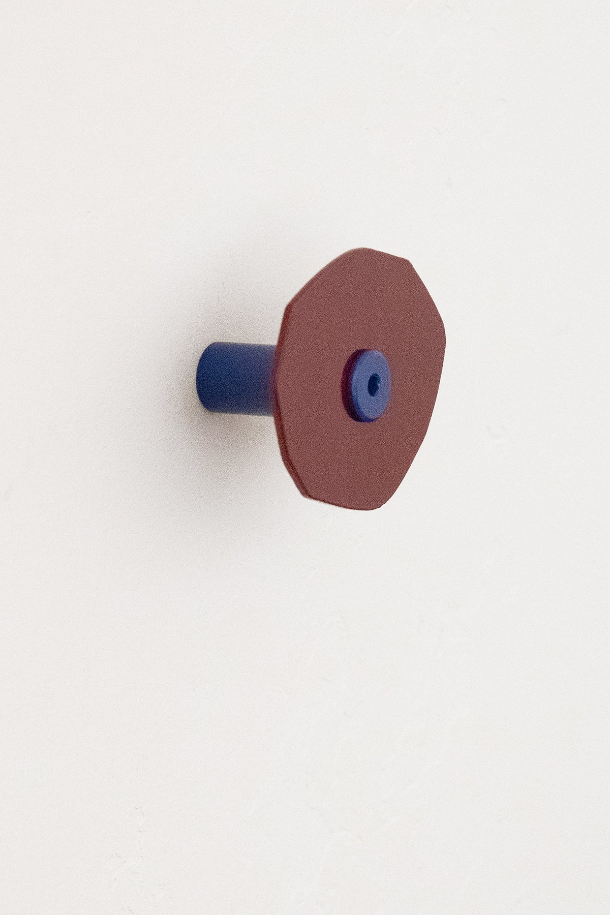CORTE Wall Hook in Maroon