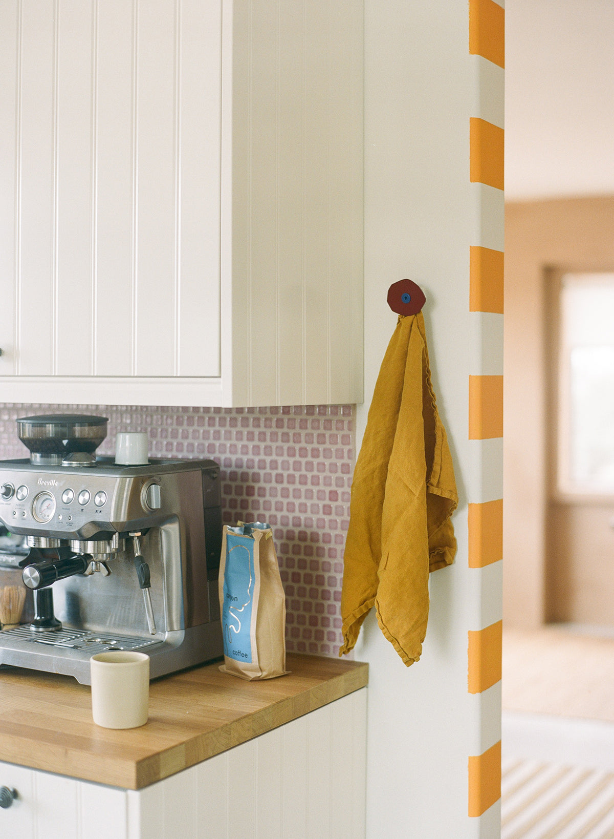 CORTE Wall Hook in Maroon