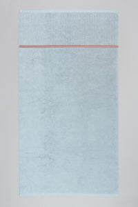 Abel (Bath) Sheet in Lake