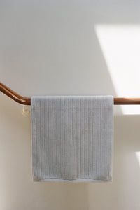 Essential Bathroom Set 07