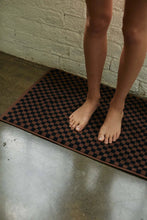 Load image into Gallery viewer, Essential Bathroom Set 04
