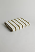 Load image into Gallery viewer, Madison (Bath) Sheet in Caper &amp; Chalk
