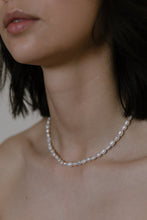 Load image into Gallery viewer, Olive Necklace
