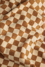 Load image into Gallery viewer, Roman (Pool) Towel in Cedar &amp; Sand
