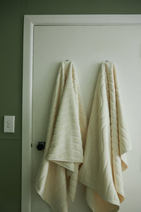 St Clair (Bath) Towel in Ivory