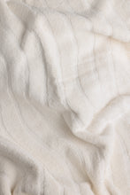 Load image into Gallery viewer, St Clair (Bath) Towel in Ivory
