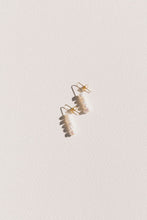 Load image into Gallery viewer, Daria Earrings
