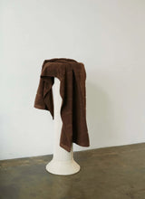 Load image into Gallery viewer, Woodford Roman (Pool) Towel in Tabac
